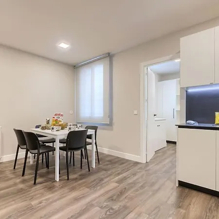 Euskalduna Azkuna Center By Next Stop Апартаменты